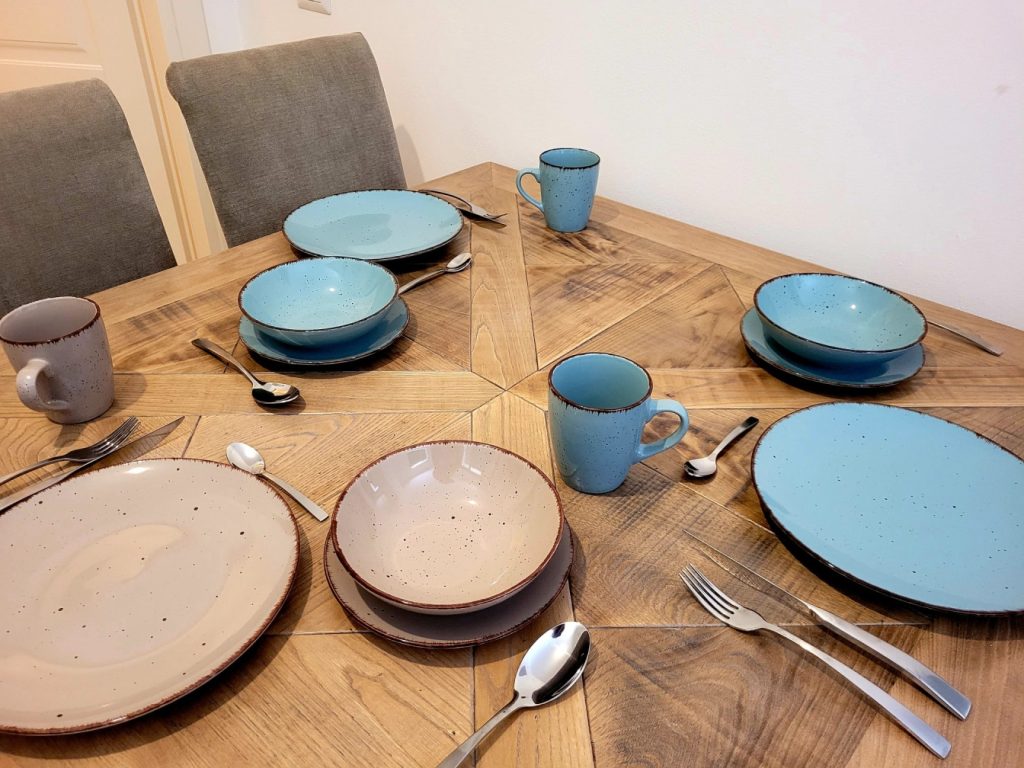 Elba FeWo Ferienwohnung Erdgeschoss Essbereich