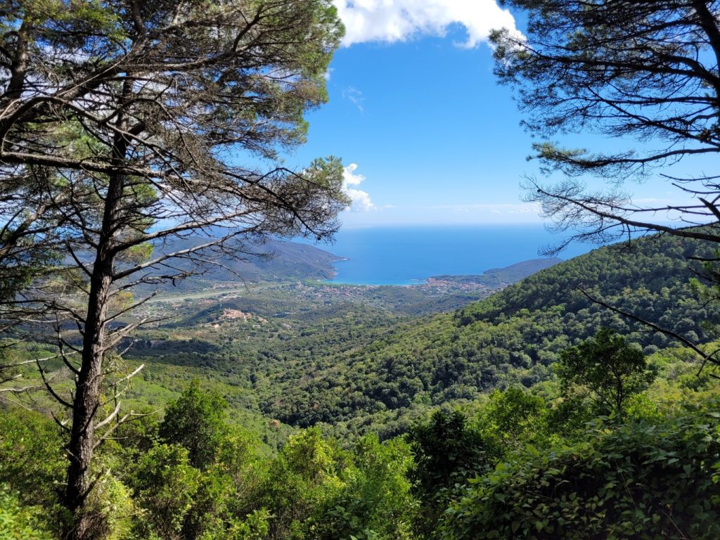 Elba Meerblick bei Wanderung